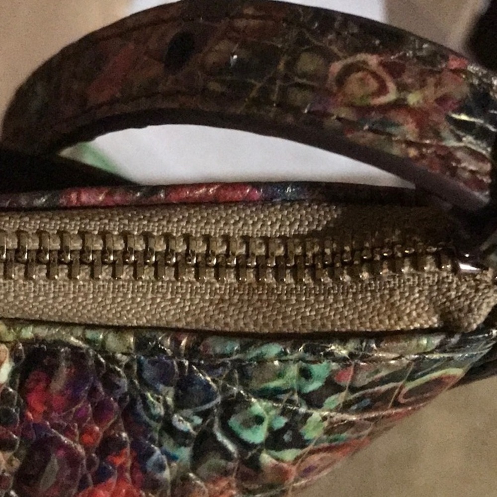 GUC Brahmin Katie Ammolite Crossbody - Picture 7 of 7